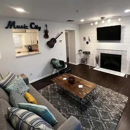 Downtown Nashville Riverfront Unit 762